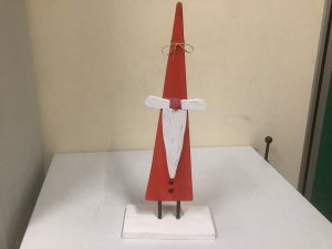 Nikolaus-stehend-5.-6.-Klasse